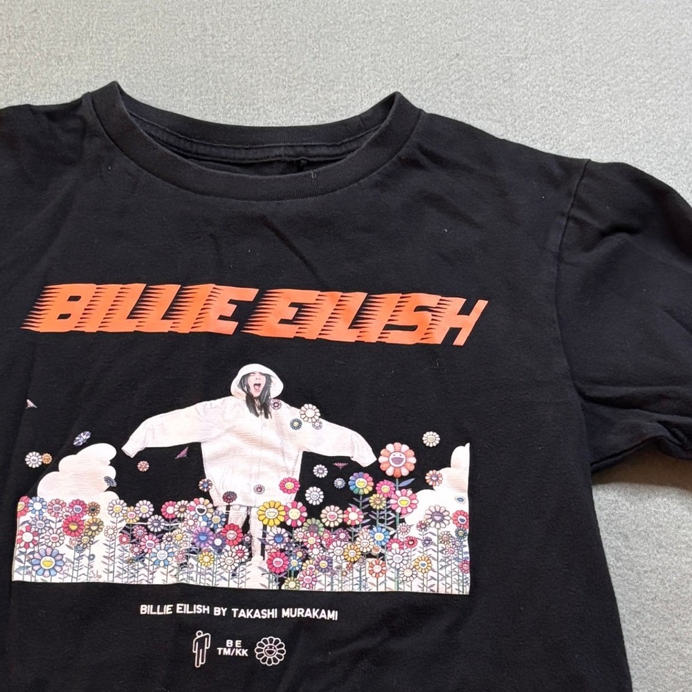 Uniqlo UT Billie Eilish x Takashi Murakami Graphic T-Shirt Kids 130 Black